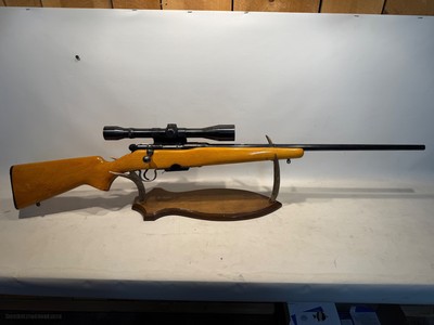 Springfield / Savage Arms 840 .222 REM. w/ Weaver K6-1 Scope