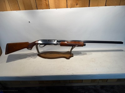 Smith and Wesson 12 Ga. Model 3000 w/ 28” Barrel
