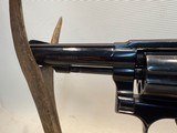 Smith & Wesson Model 10-6 .38 Special w/ 2 Speed Loaders - 12 of 21
