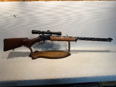 Marlin Golden 39-A .22 S/L/LR w/ 2.5-7x28 Weaver Scope