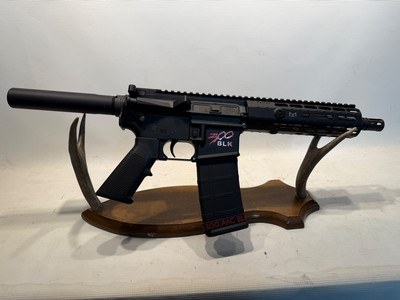 Aero Precision Model X15 300 Blackout w/ MagPul Barrel Shroud