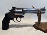 Smith and Wesson Model 686-6 .357 Mag w/ Original Box and Grip