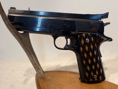 Colt Gold Cup Cup National Match Mark IV Series 70 1911 .45 Auto