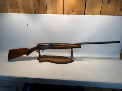 Belgium Browning A5 Light Twelve 12 Ga w/ 28 in. Modified Choke Matte Rib (anti-glare) Barrel