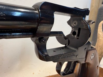 Ruger New Model Super Blackhawk .44 Mag w/ 10.5” Barrel - Image 17 of 22