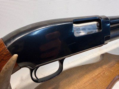 Winchester Model 12 Featherweight 12 Ga w/ 30” Full Choke Barrel - Image 4 of 23