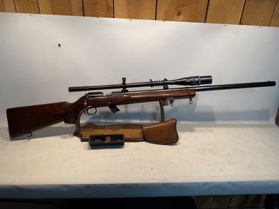 Winchester Model 52B Target 22 LR. w/ 8x Unertl 607 Scope