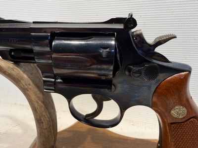 Smith and Wesson Model 19-3 .357 Mag w/ 2 1/2” Barrel and Original Box/Paperwork - Image 6 of 24