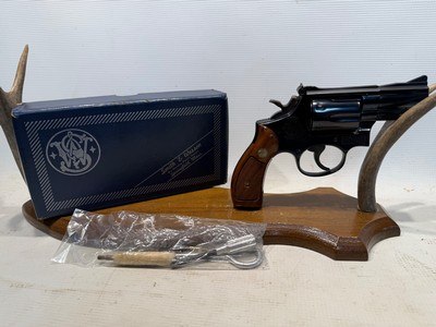 Smith and Wesson Model 19-3 .357 Mag w/ 2 1/2” Barrel and Original Box/Paperwork - Image 1 of 24