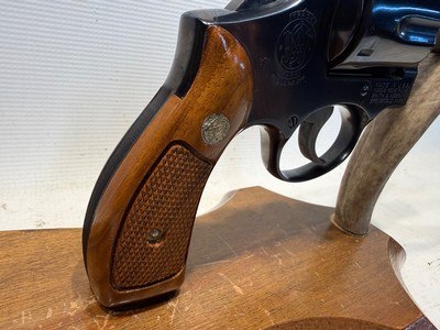 Smith and Wesson Model 19-3 .357 Mag w/ 2 1/2” Barrel and Original Box/Paperwork - Image 2 of 24