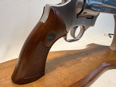 Dan Wesson Model 715 .357 Mag w/ 6” Stainless Barrel, Original Box and Paperwork - Image 4 of 9