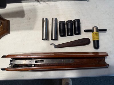 Winchester Model 101 Diamond Grade Trap 12 Ga. w/ 30” Ported Barrels, 7 Choke Tubes, and Hard Case - Image 20 of 25