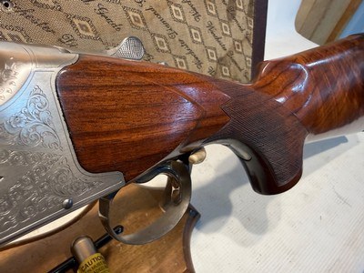 Winchester Model 101 Diamond Grade Trap 12 Ga. w/ 30” Ported Barrels, 7 Choke Tubes, and Hard Case - Image 8 of 25