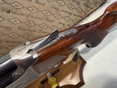 Winchester Model 101 Diamond Grade Trap 12 Ga. w/ 30” Ported Barrels, 7 Choke Tubes, and Hard Case - Image 13 of 25