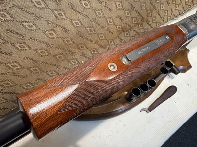 Winchester Model 101 Diamond Grade Trap 12 Ga. w/ 30” Ported Barrels, 7 Choke Tubes, and Hard Case - Image 18 of 25