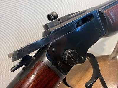 Marlin 39A JM Stamped .22 S/L/LR w/ Skinner Peep Sights MFG. 1956 - Image 4 of 25