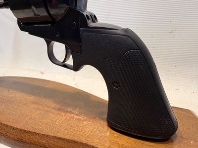 Ruger New Model Super Blackhawk 44 Mag w/ 7 1/2” Barrel and 6 Shot Cylinder - Image 2 of 19