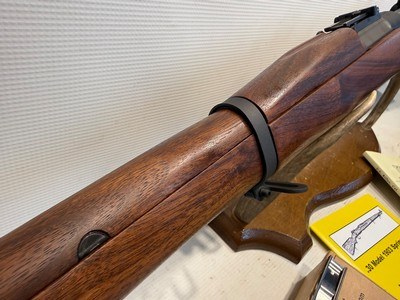 Springfield Armory Model 1903 .30-06 w/ Stripper Clips, Ammo Belt, and Two Books - Image 13 of 25