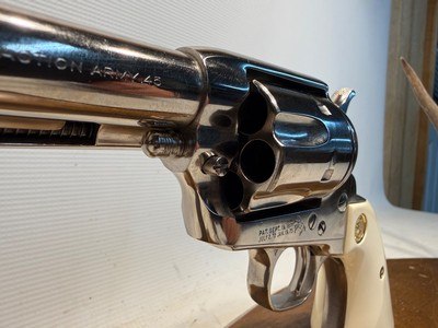 Colt Single Action Army (SAA) Early 2nd Gen .45 LC w/ 5 1/2” Barrel Man. 1959 - Image 4 of 19