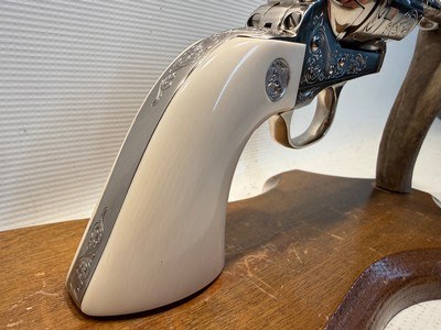 NIB Colt Custom Shop SAA.38 Spl. w/ 3 1/2” Barrel, Original Box and Engraved by Master Engraver Scalese - Image 6 of 21