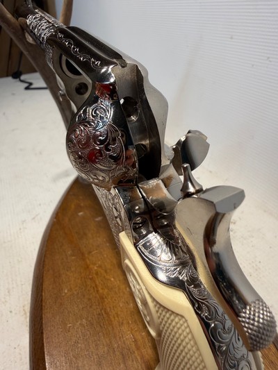 Colt Custom Single Action Army (SAA) .45 LC w/ Original Box, Paperwork and Presentation Case - Image 7 of 21