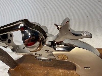 Colt Custom Single Action Army .45 LC w/ Original Box - Image 17 of 20