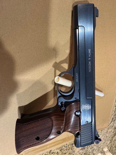 Smith & Wesson model 41