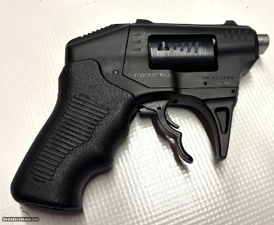 Thunderstruck Volley Fire .22 Mag Double Barrel Revolver