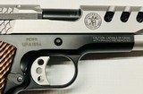 Smith & Wesson Performance Center 1911 – .45 ACP - 3 of 13