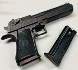 Magnum Research Desert Eagle 44 Magnum - 9 of 15