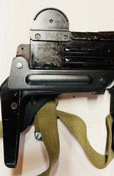 Reproduction Israeli UZI Submachine Gun – Non-Firing - 6 of 15