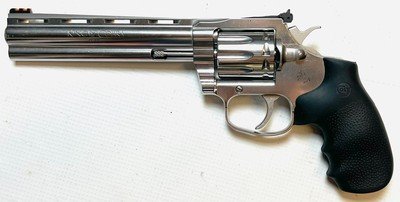 Colt King Cobra Target, .22 LR, 10-shot stainless revolver