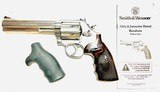 Smith & Wesson Model 686-6 .357 Magnum Revolver - 11 of 14