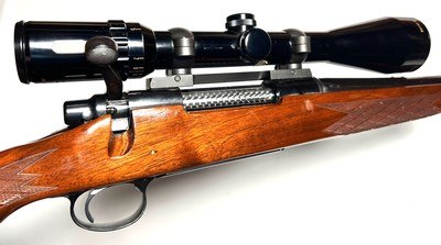 Remington Model 700 BDL Custom Deluxe .220 Swift Bolt Action Rifle w/ Scope & Original Box - Image 10 of 15
