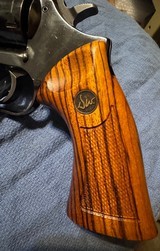 Dan Wesson 357 magnum - 9 of 11