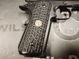 Wilson Combat Experior .45 flat trigger/ night sight - 2 of 9