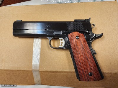 Les Baer Monolith .45 5