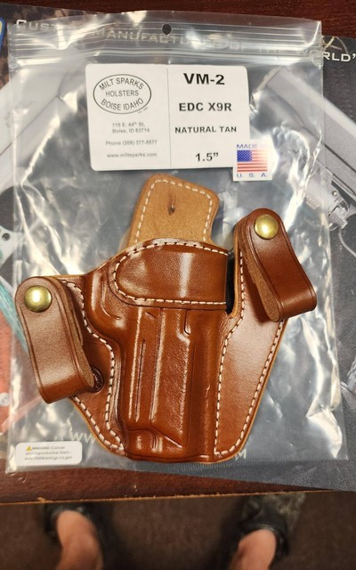 Milt Sparks Versa Max2 1911 Commander RH Tan