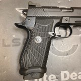 Wilson Combat EDC X9 Blackout Edition 9mm - 7 of 16