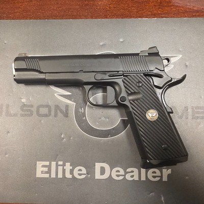 Wilson Combat CQB Elite .45 Carry Melt, Orange Outline Front Sight