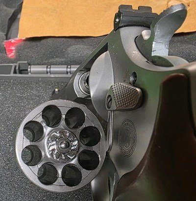 Smith & Wesson Performance Center Model 627-4 .357 Magnum Times 8 Revolver - Image 9 of 13