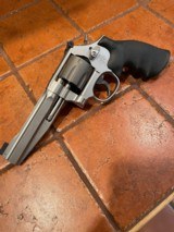 Smith & Wesson Model 986 7-Shot 9mm Target Revolver - 4 of 9