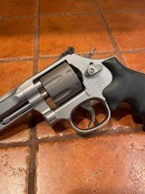 Smith & Wesson Model 986 7-Shot 9mm Target Revolver - 7 of 9