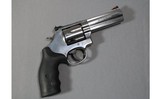 Smith & Wesson ~ 686-6 ~ .357 Magnum - 1 of 2