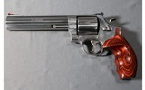 Smith & Wesson ~ 629 Classic "United We Stand" ~ .44 Magnum - 3 of 4