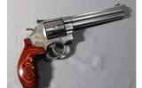 Smith & Wesson ~ 629 Classic "United We Stand" ~ .44 Magnum - 1 of 4