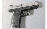 Smith & Wesson ~ SD9 VE ~ 9mm Luger - 1 of 2