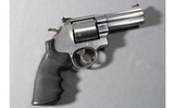 Smith & Wesson ~ Model 610-3 ~ 10mm Auto - 1 of 5