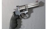 Smith & Wesson ~ 686-6 ~ .357 Mag - 1 of 2