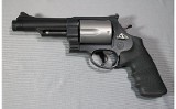 Smith & Wesson ~ 500 ~ .500 S&W Magnum - 2 of 3